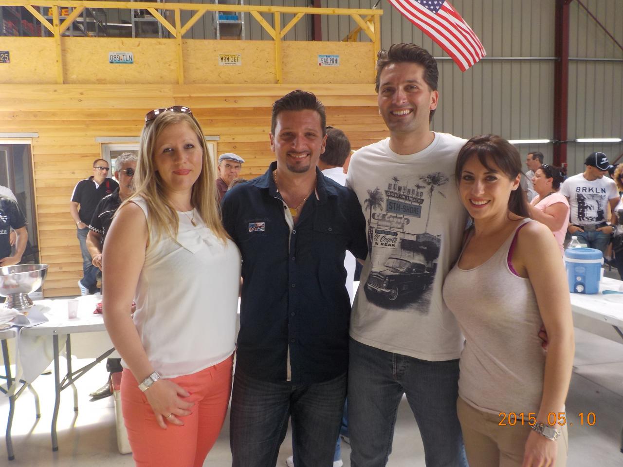 Vincent et Bruno avec leurs dames