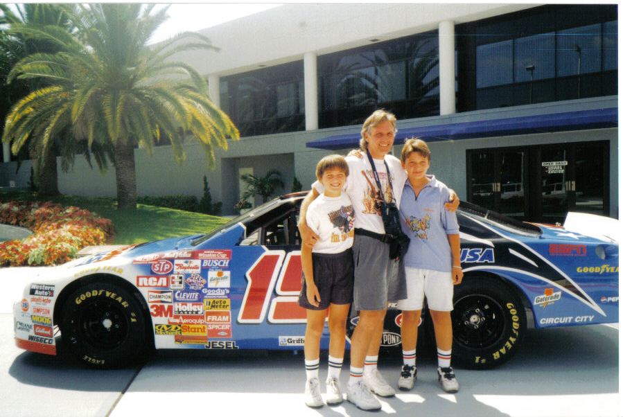 1996 International Speedway Daytona FL, passionnés de père en fils.